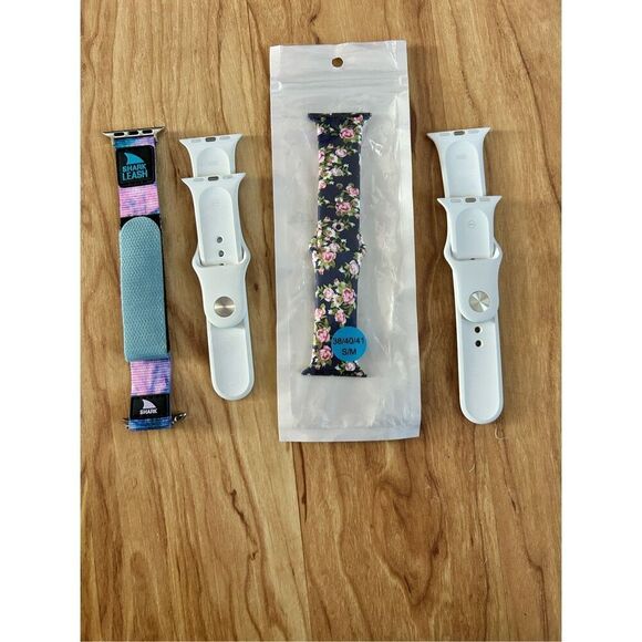 Apple Watch bands 38/40 mm size s/m white color and other bundle - Picture 1 of 4